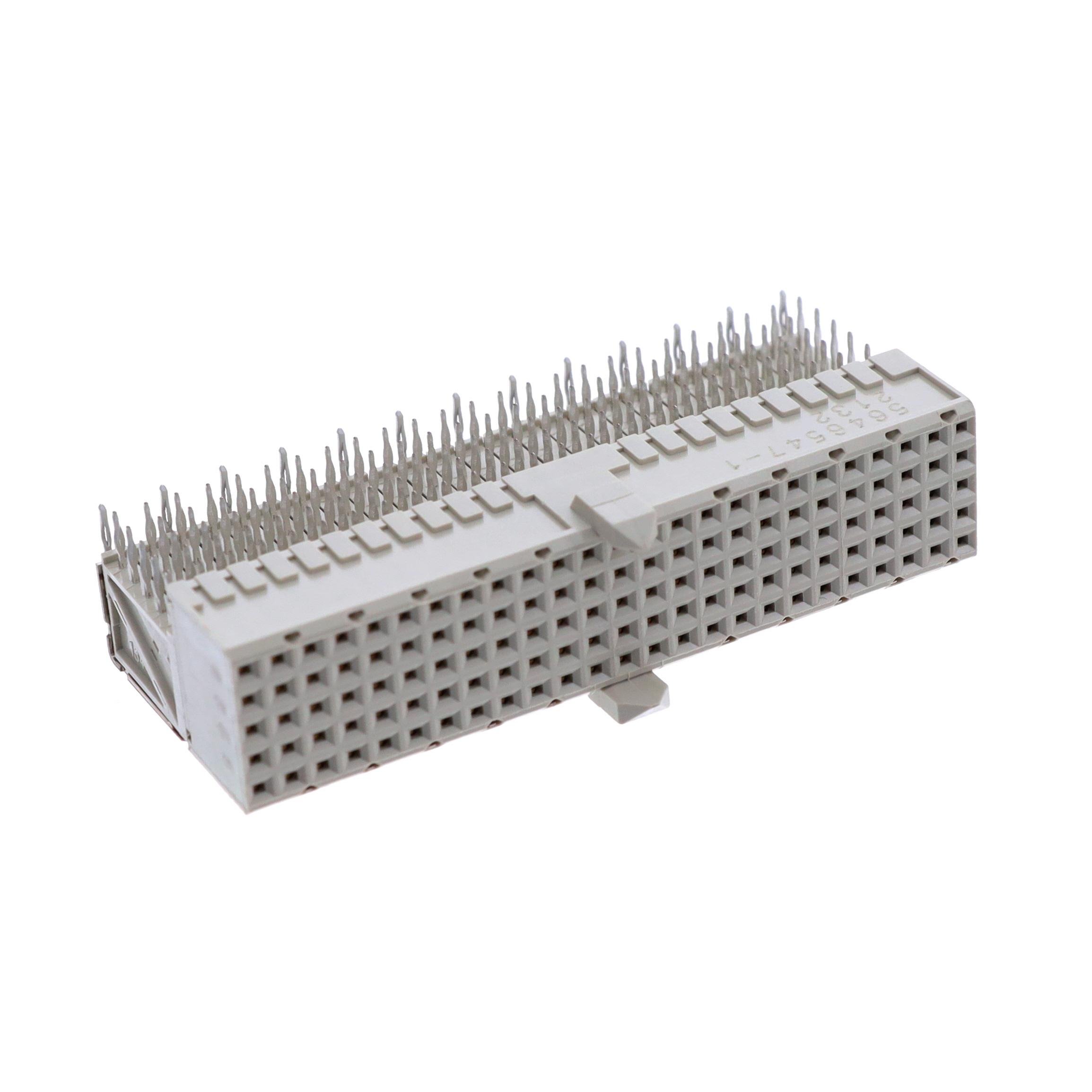 TE Connectivity AMP Connectors 5646547-1 electronic component product image