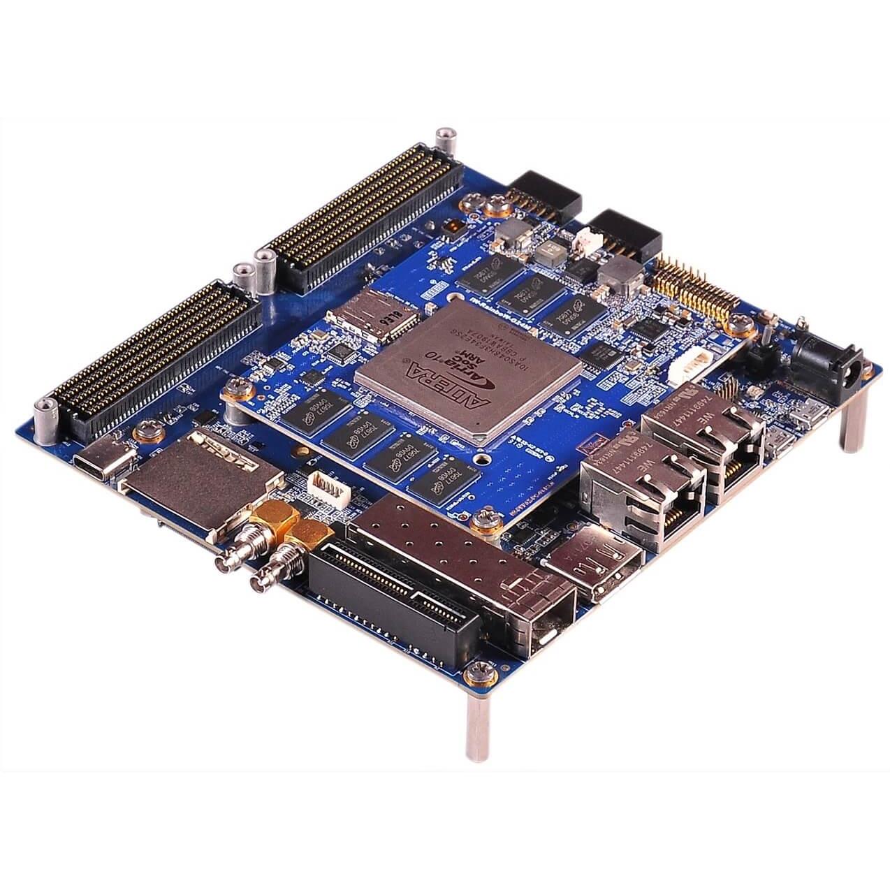 iWave Global IW-G24D-CU2F-4E002G-S008G-LCK electronic component product image